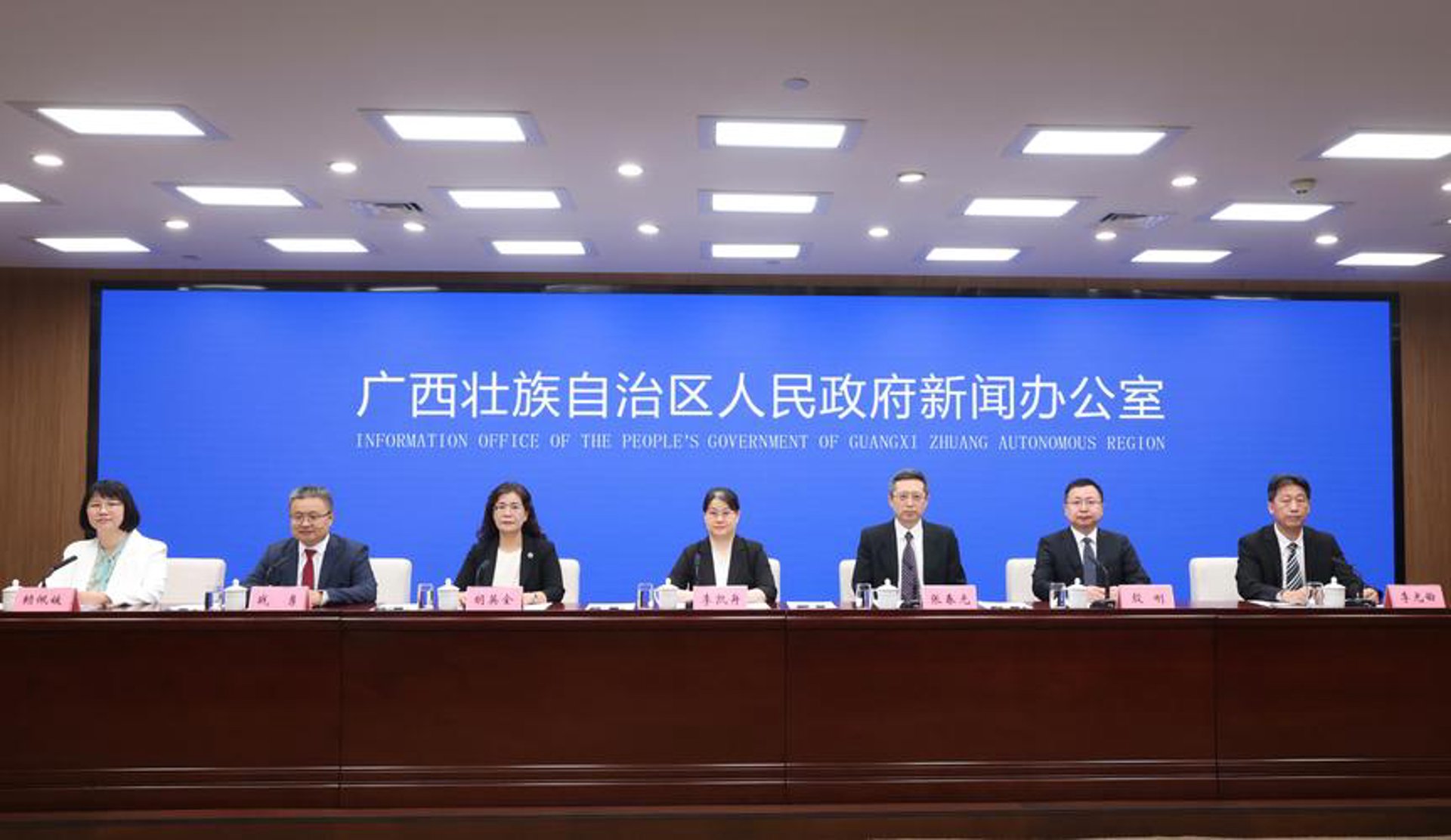 杰之盛信息科技