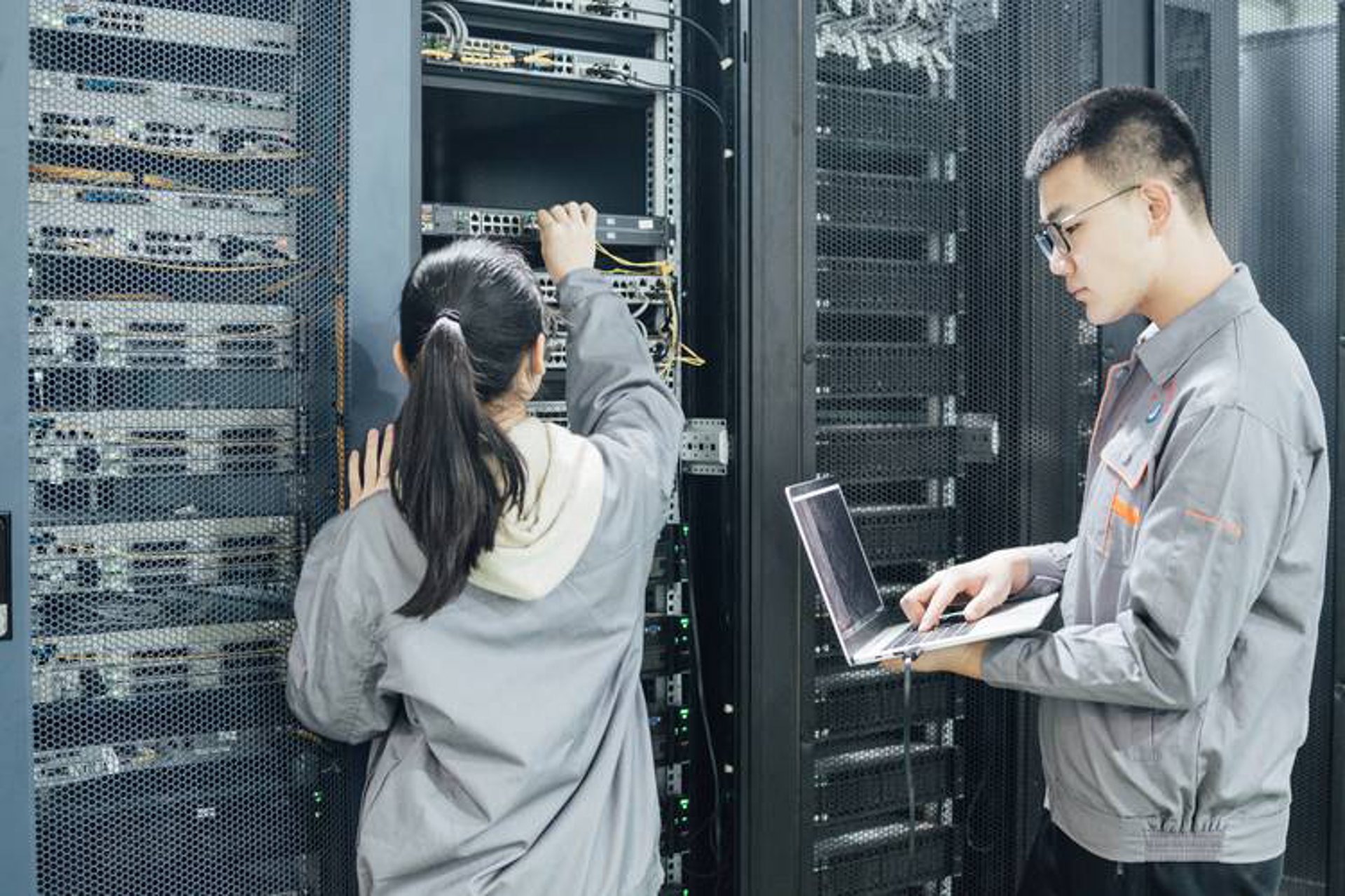 杰之盛信息科技